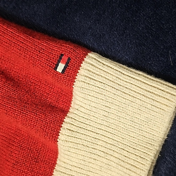 Men's Tommy Hilfiger sweater - Picture 5 of 8